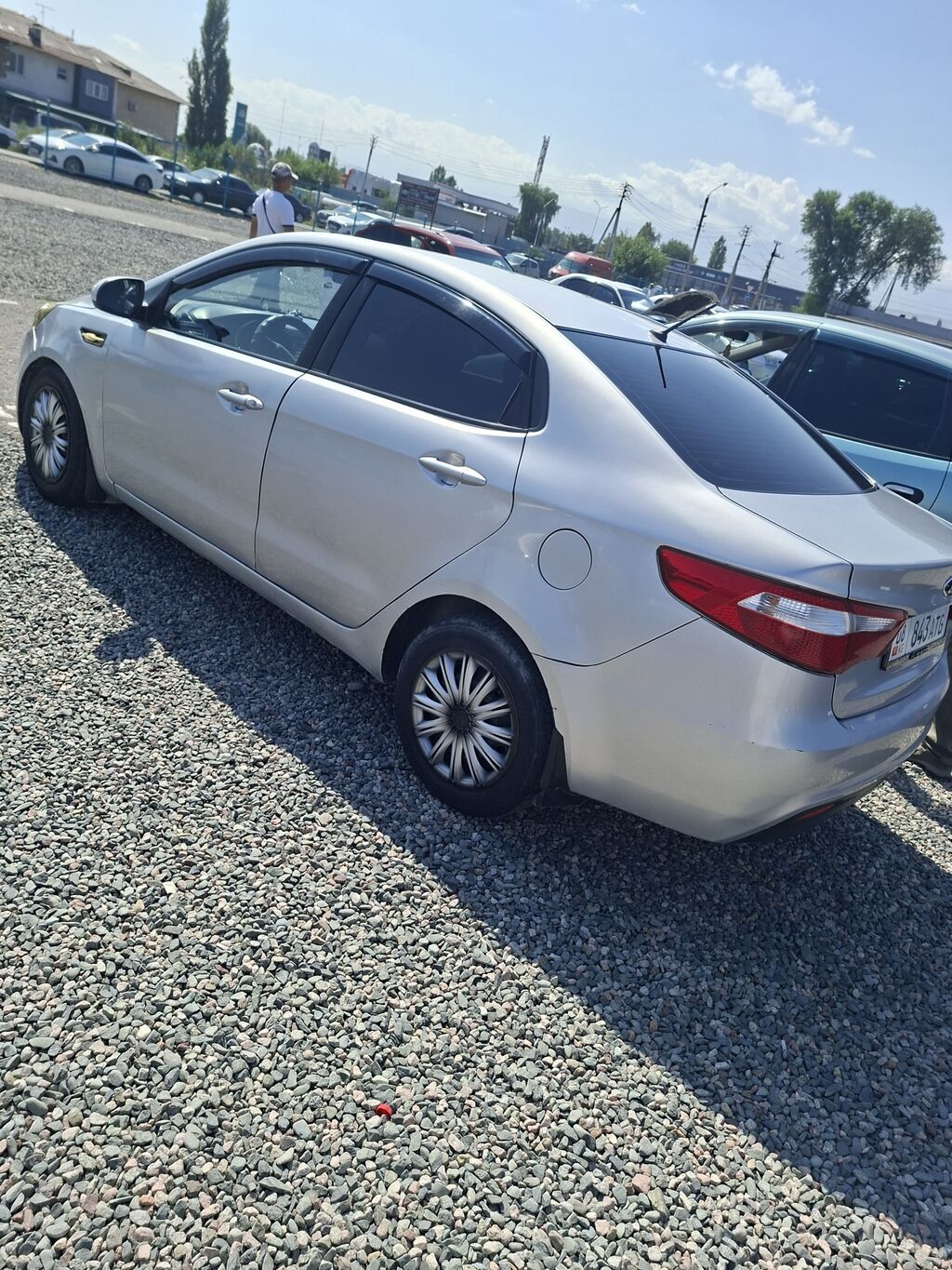 Kia Rio: 2015 г., 1.4 л, Механика, Бензин, Седан: фото 4