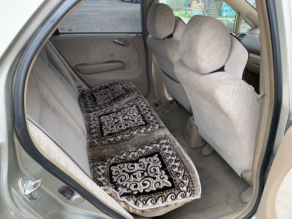 Honda Fit Aria: 2005 г., 1.5 л, Вариатор, Бензин: фото 6