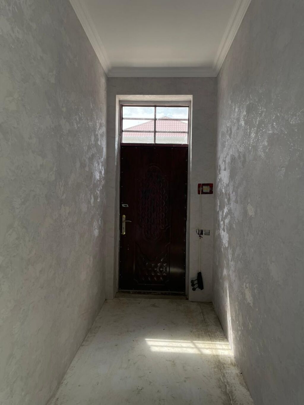 Hökməli 2 otaqlı, 81 kv. m, Yeni təmirli