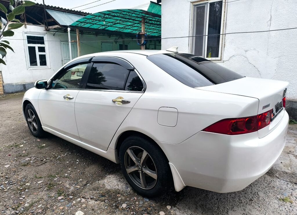 Honda Accord: 2004 г., 2 л, Автомат, Бензин, Седан: фото 6