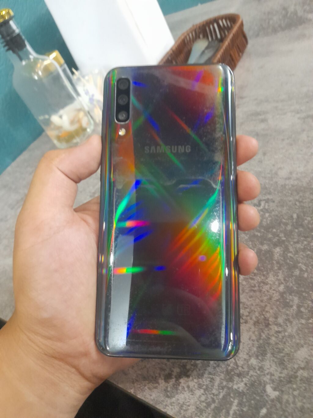 Samsung Galaxy A50, Б/у, 64 ГБ, 2 SIM: фото 2