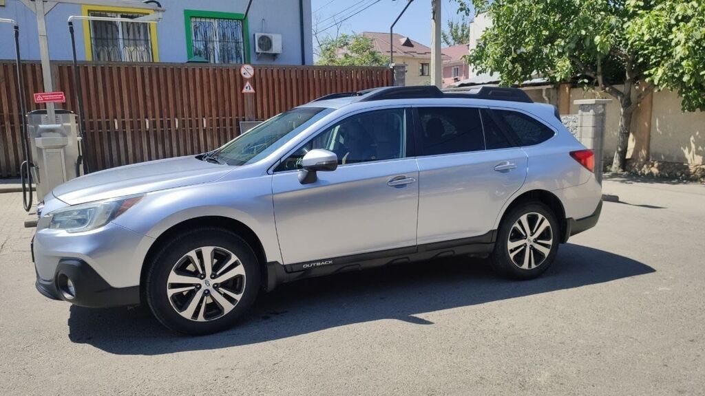 Subaru Outback: 2018 г., 2.5 л, Вариатор, Бензин, Универсал: фото 4