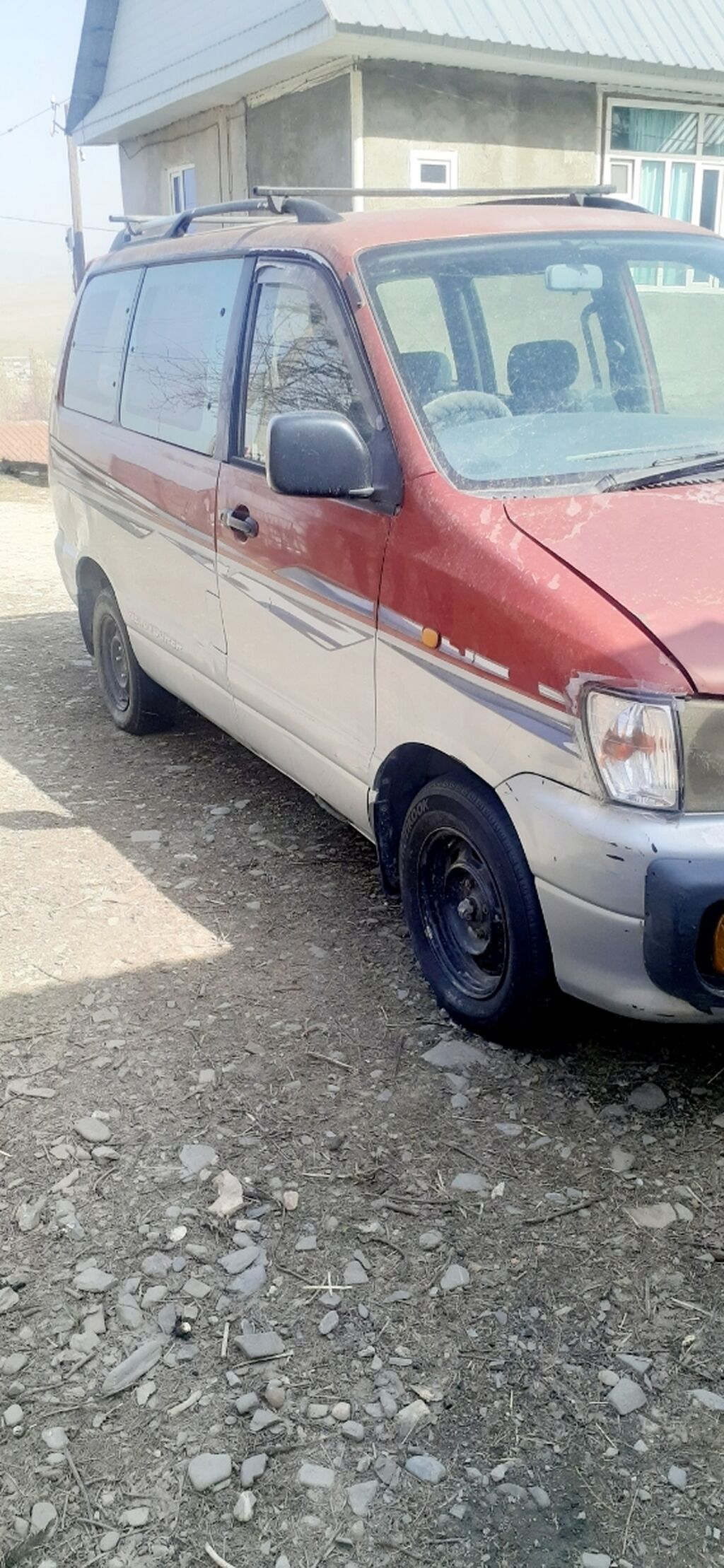 Toyota Town Ace: 1998 г., 1.9 л, Автомат, Бензин, Минивэн: фото 3