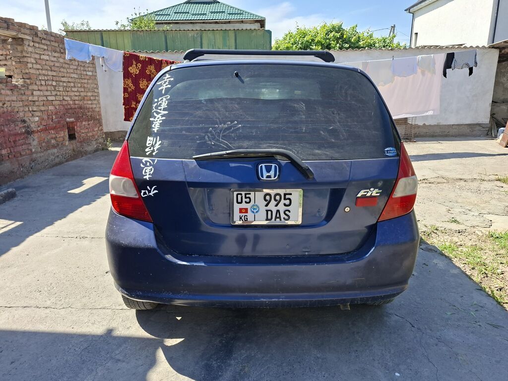 Honda Fit: 2003 г., Автомат, Бензин, Хэтчбэк — фото 3
