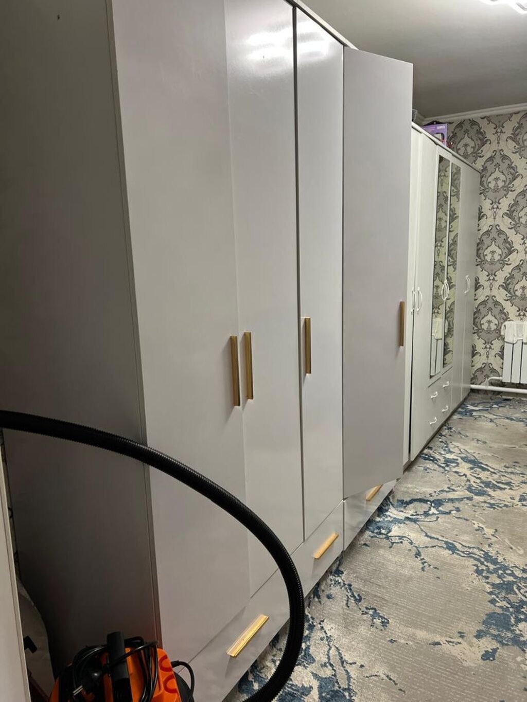 6 комнат, 180 м², 4 соток, Бишкек, Ак-Тилек ж/м Агентство недвижимости