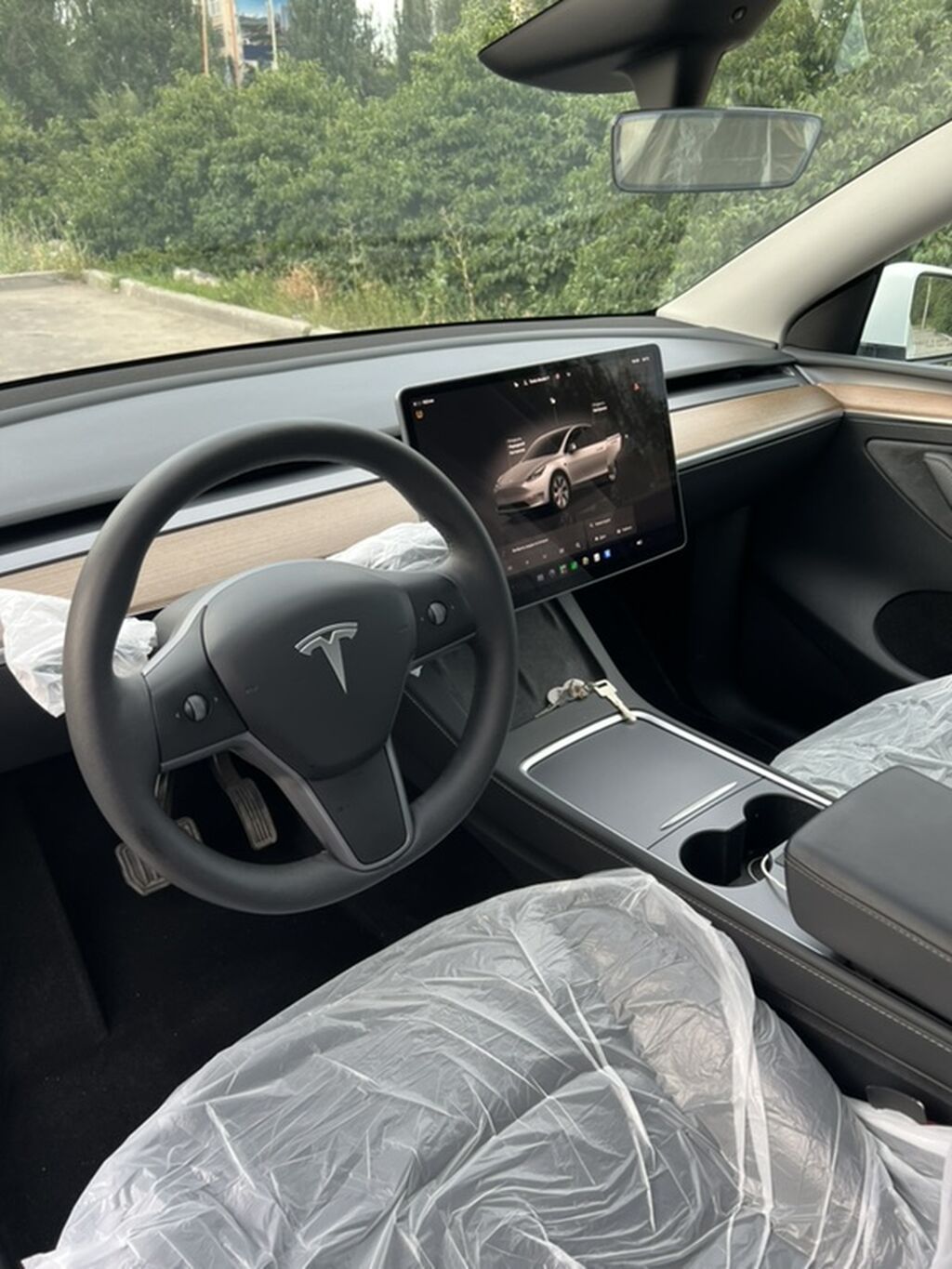 Tesla Model Y: 2024 г., Электромобиль, Кроссовер: фото 6