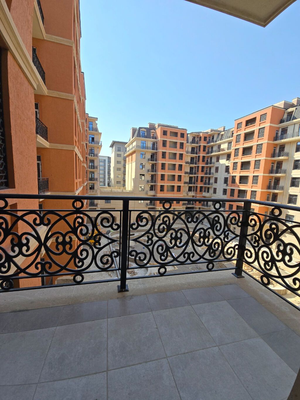 Ağ şəhər, 4 otaqlı, Yeni tikili, m. Xətai, 153 kv. m