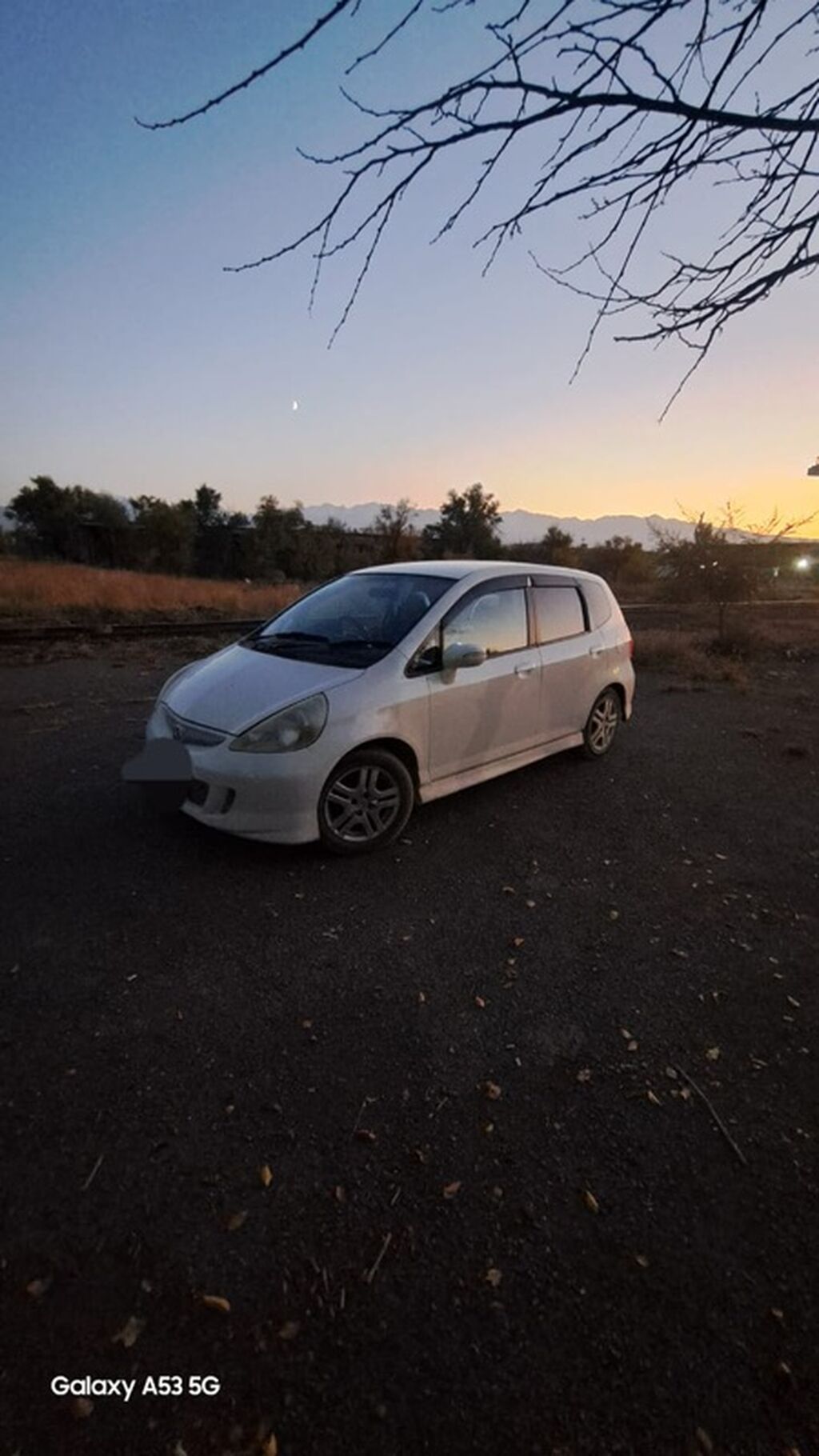 Honda Fit: 2004 г., 1.3 л, Вариатор, Бензин, Хэтчбэк: фото 4