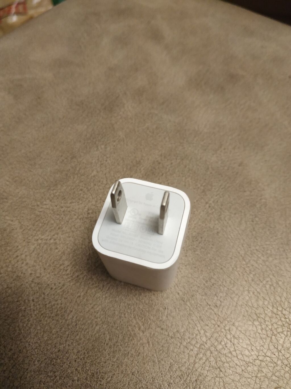 Apple original 5v 1A почти новый | 350 KGS | Зарядные устройства Бишкек ...