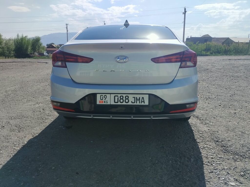 Hyundai Elantra: 2020 г., 2 л, Автомат, Бензин, Седан: фото 4