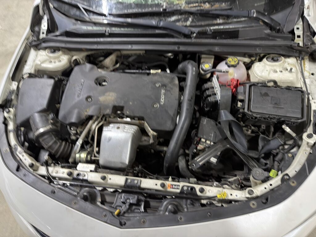 Передняя часть автомобиля Chevrolet (седан, белый цвет) в сборе —: фото 4