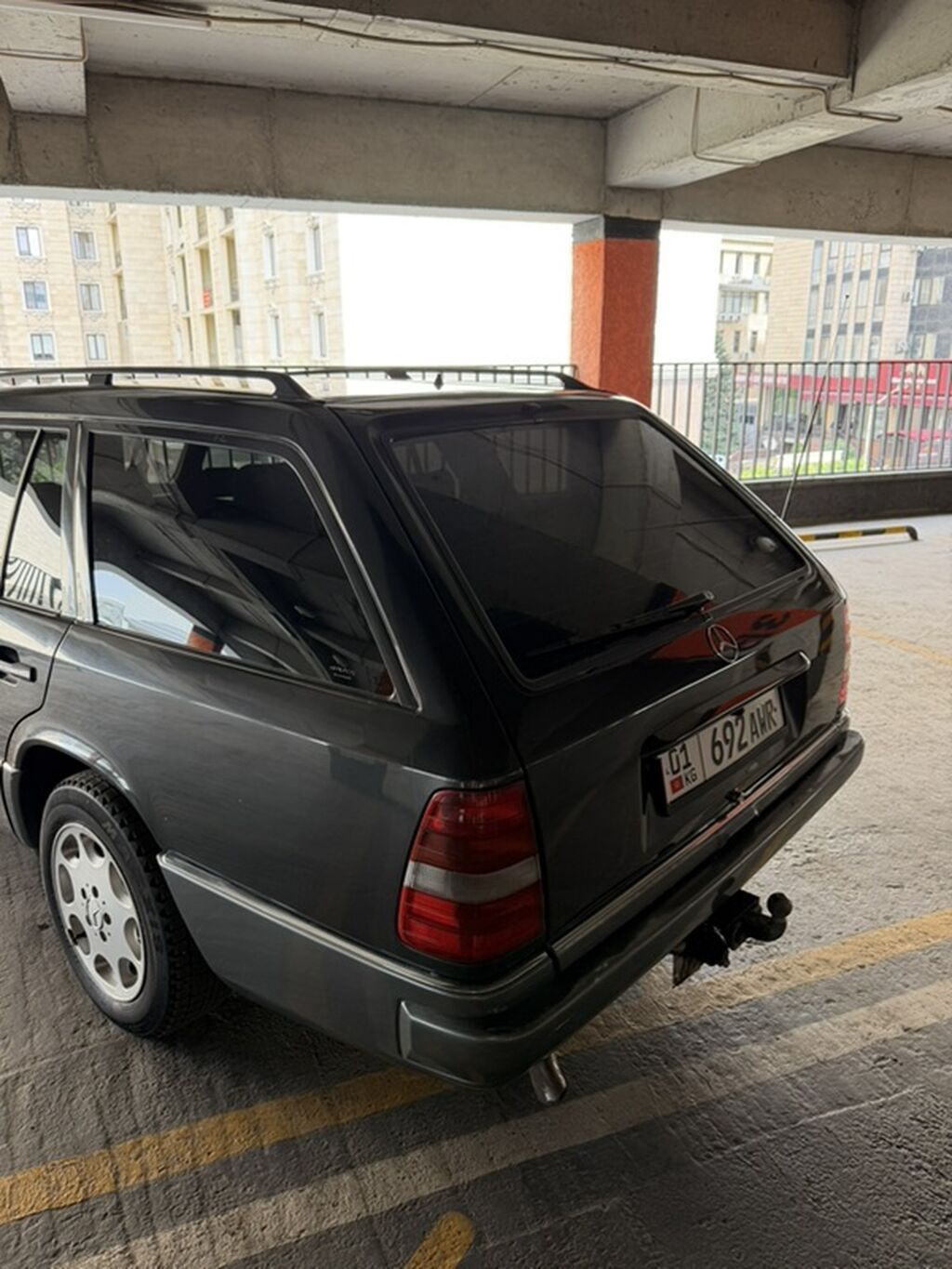 Mercedes-Benz W124: 1995 г., 2.2 л, Автомат, Бензин, Универсал: фото 4