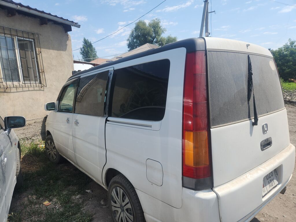 Honda Stepwgn: 2000 г., 2 л, Автомат, Бензин, Минивэн: фото 3