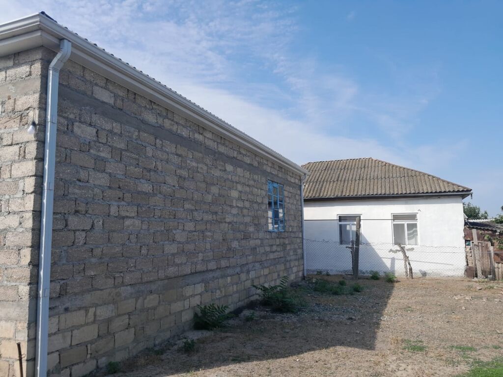 4 otaqlı, 130 kv. m, Kredit yoxdur, Orta təmir
