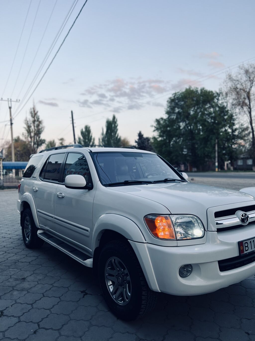 Внедорожник С водителем Toyota Sequoia Limited: Договорная ᐈ Трансфер,  пассажирские перевозки | Бишкек | 60229821 ➤ lalafo.kg