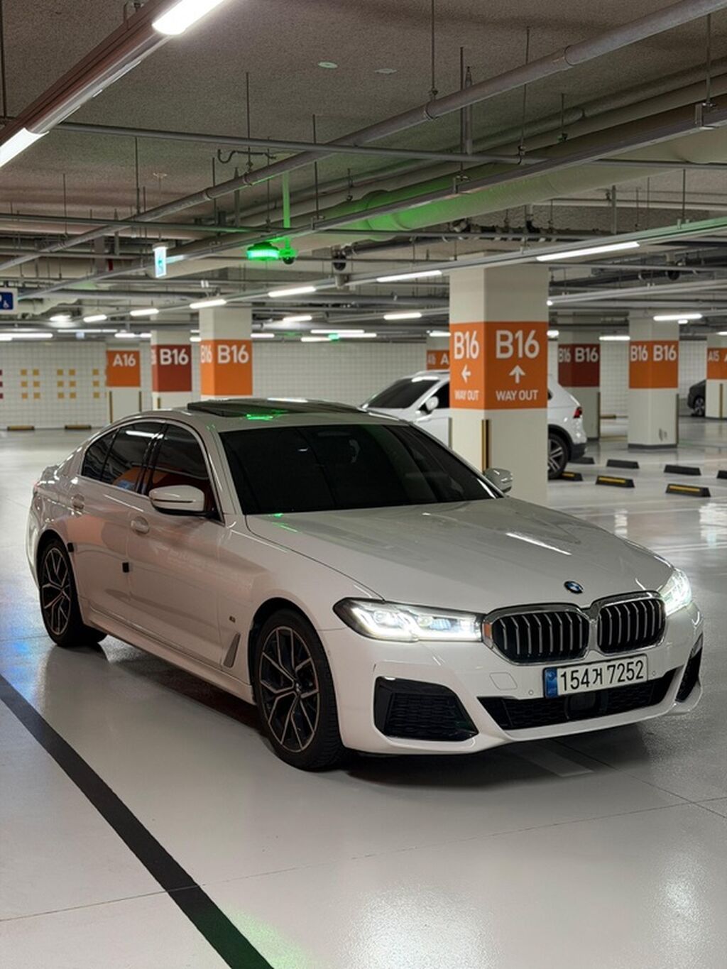 BMW 530: 2021 г., 2 л, Автомат, Бензин, Седан: фото 2