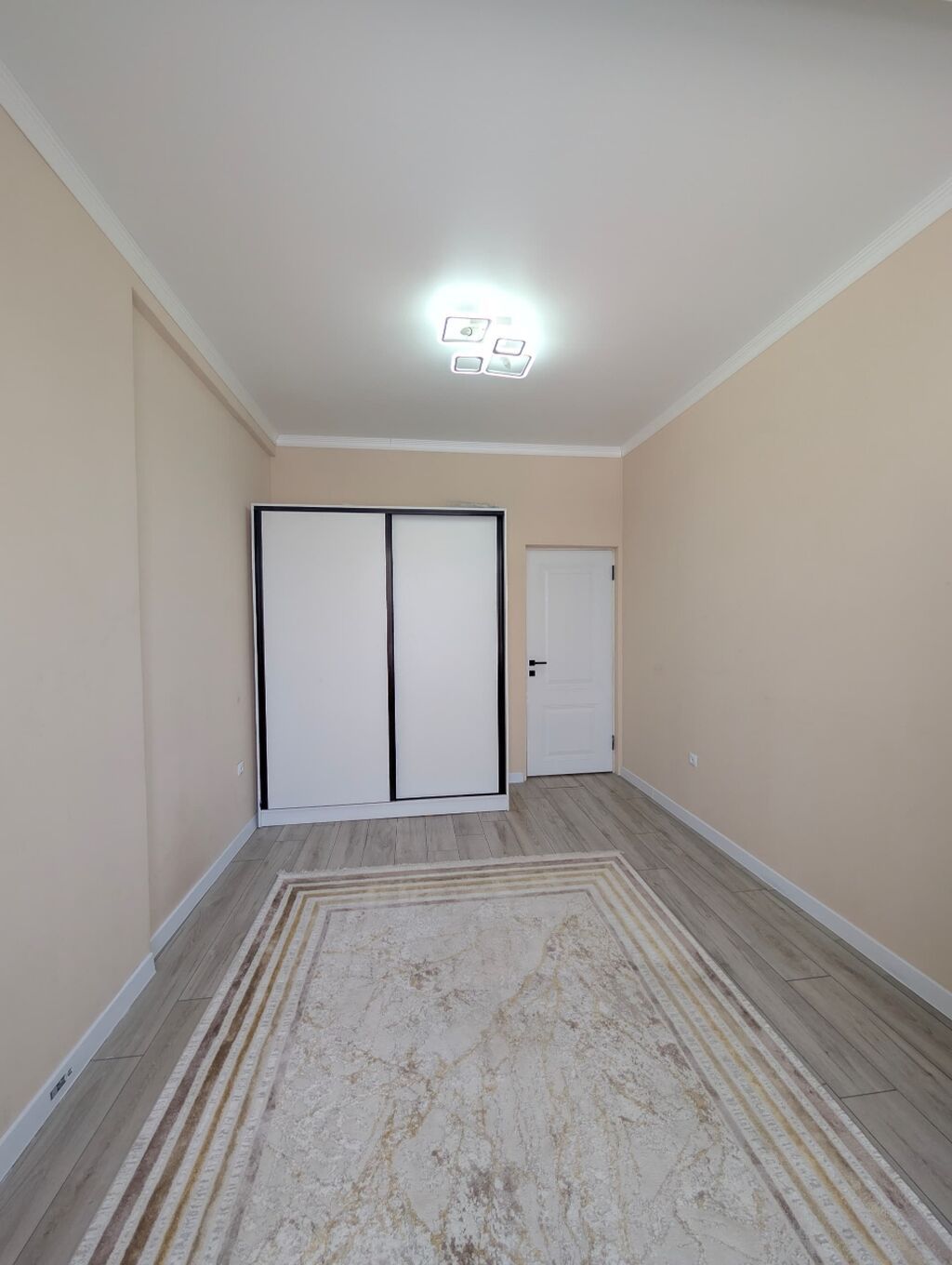 Продам 2-комнатную квартиру 68 м² в мкр. Аламедин-1: фото 3