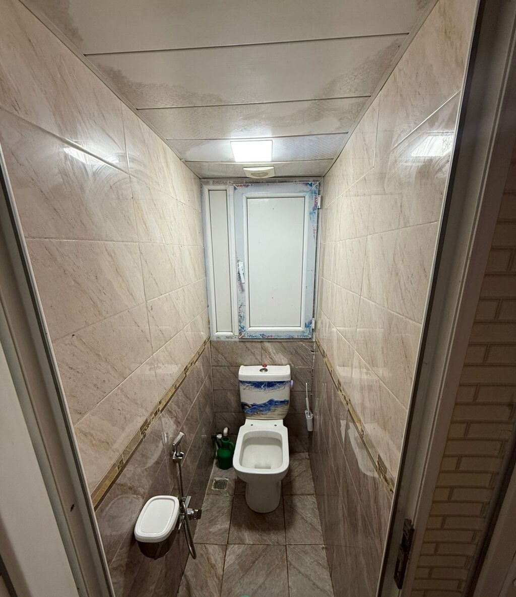 Bakı, 4 otaqlı, Köhnə tikili, 82 kv. m