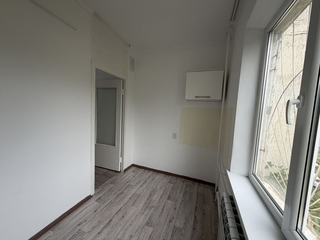 1 комната, 42 м², 105 серия, 1 этаж, Косметический ремонт: фото 5