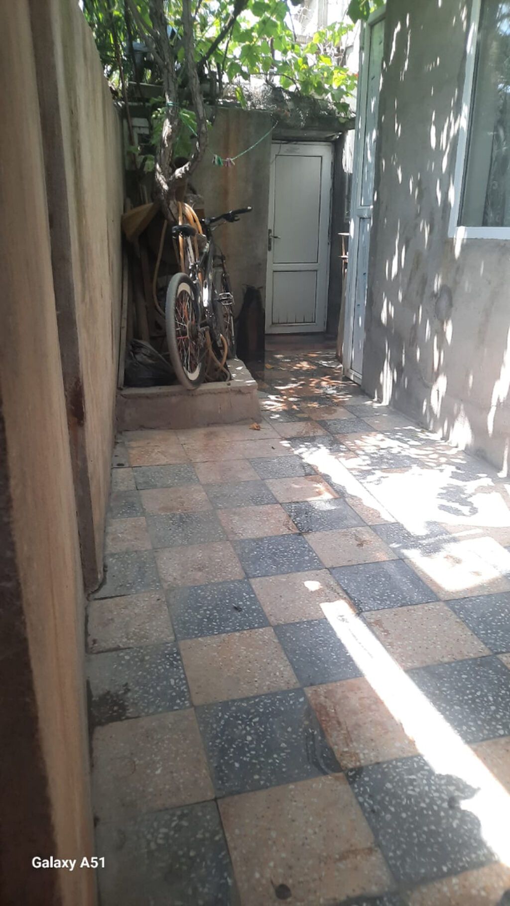 Sabunçu qəs. 4 otaqlı, 80 kv. m, Orta təmir