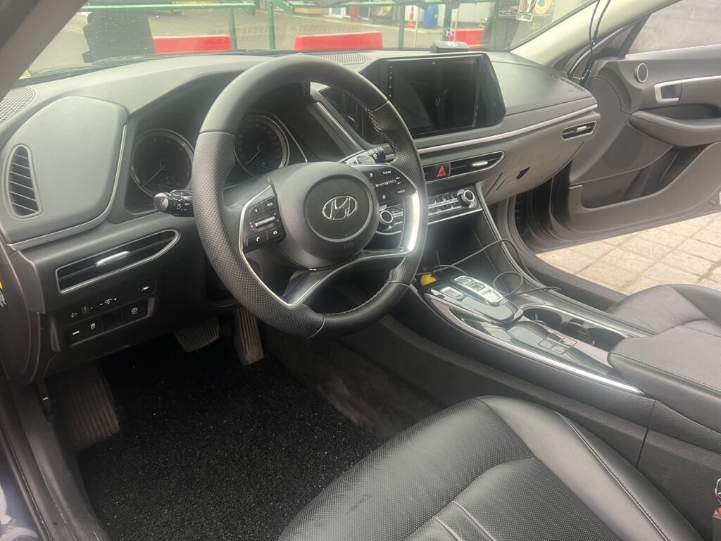 Hyundai Sonata: 2019 г., 2 л, Автомат, Газ, Седан: фото 8