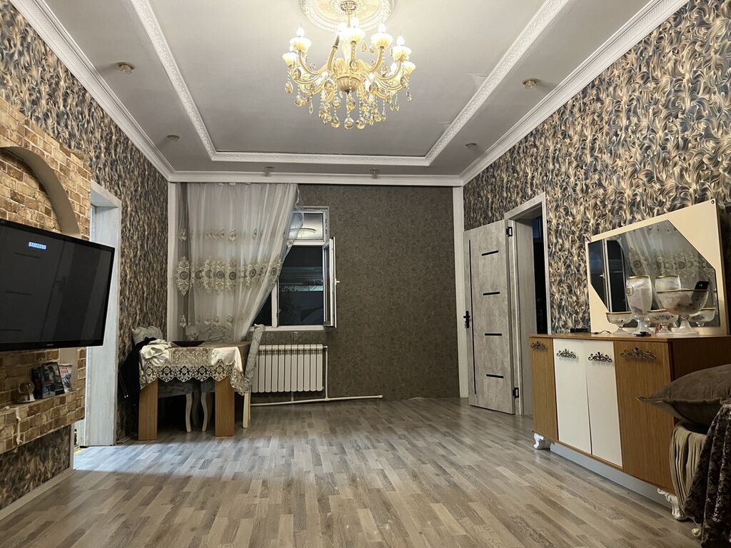 3 otaqlı, 100 kv. m, Kredit yoxdur, Orta təmir