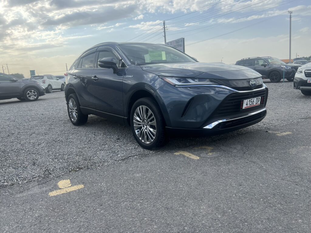 Toyota Venza: 2021 г., 2.5 л, Вариатор, Гибрид, Кроссовер: фото 2