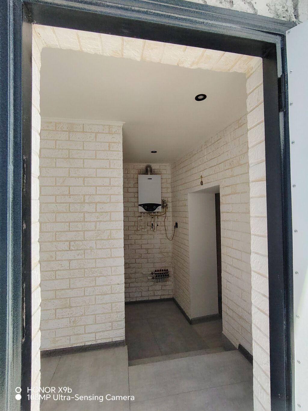 Yeni Suraxanı 2 otaqlı, 42 kv. m, Yeni təmirli