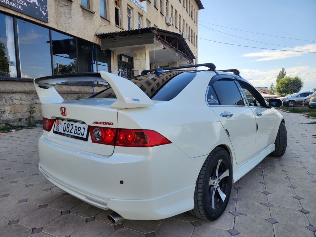 Honda Accord: 2004 г., 2 л, Автомат, Бензин, Седан: фото 5
