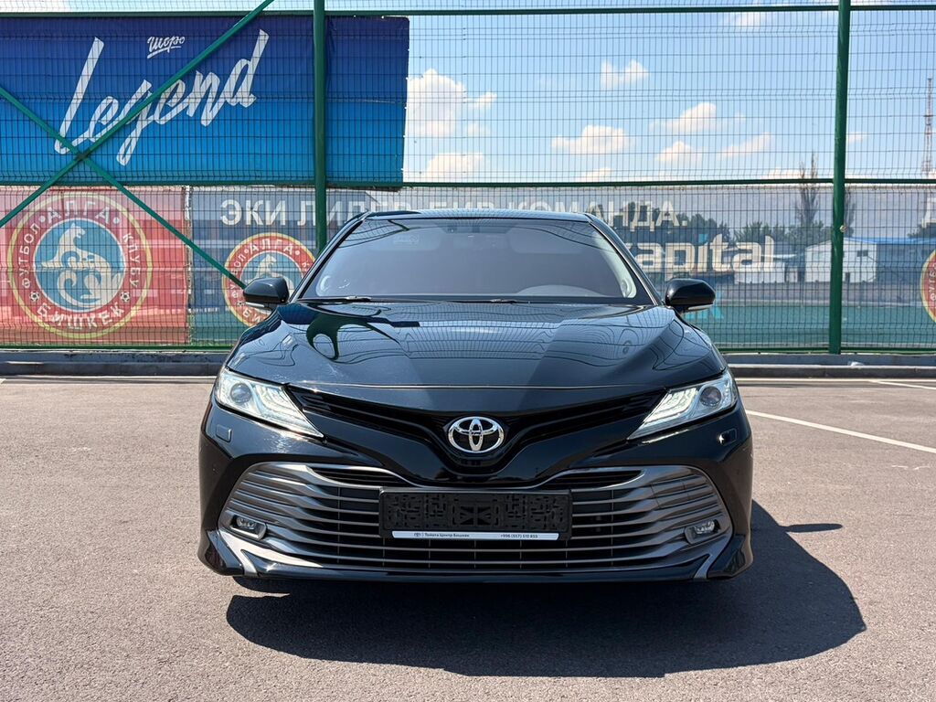 Toyota Camry: 2018 г., 3.5 л, Автомат, Бензин, Седан — фото 2