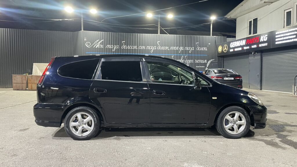 Honda Stream: 2004 г., 1.7 л, Автомат, Бензин, Минивэн: фото 2