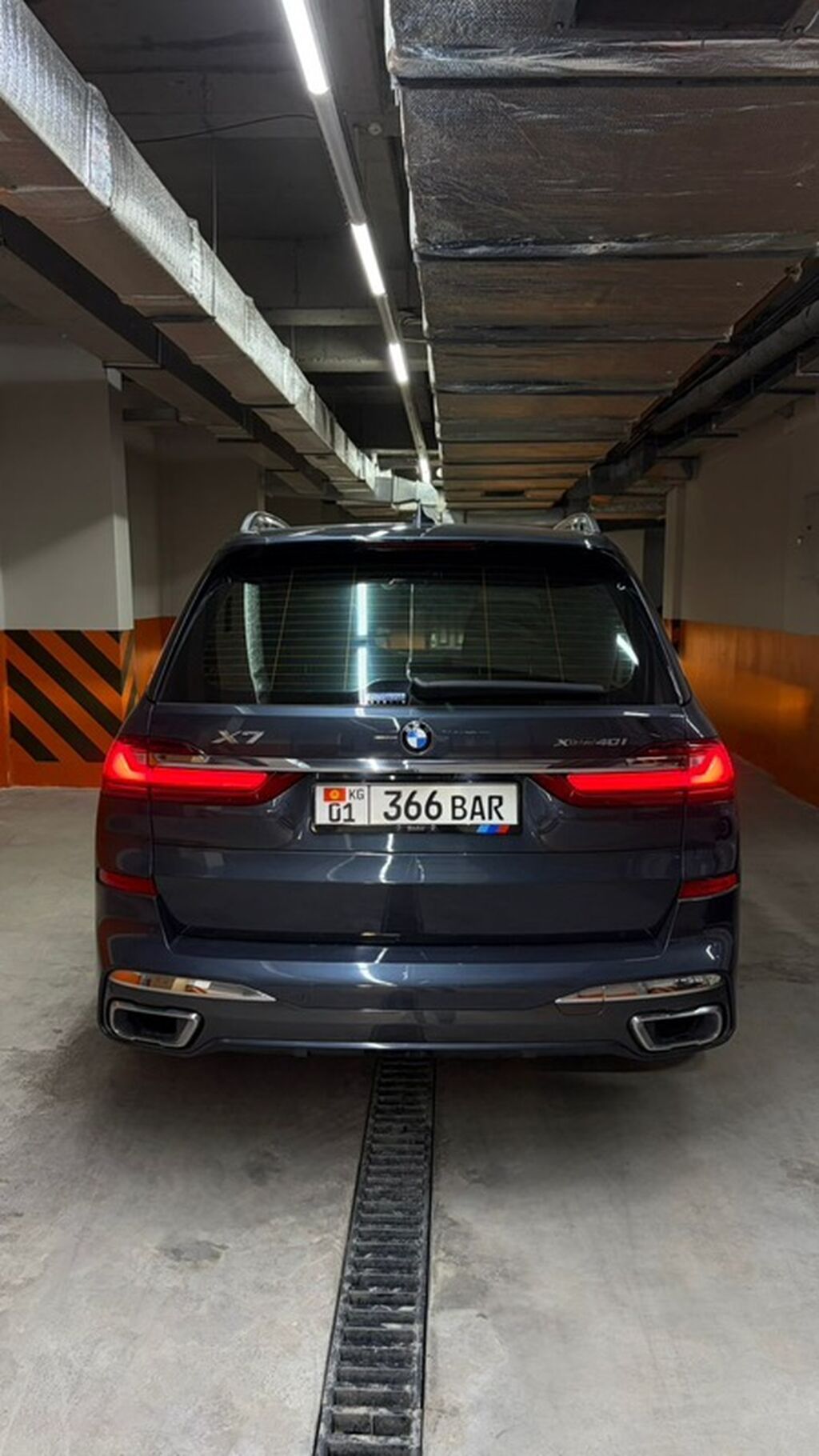BMW X7: 2021 г., Автомат, Бензин, Внедорожник: фото 3