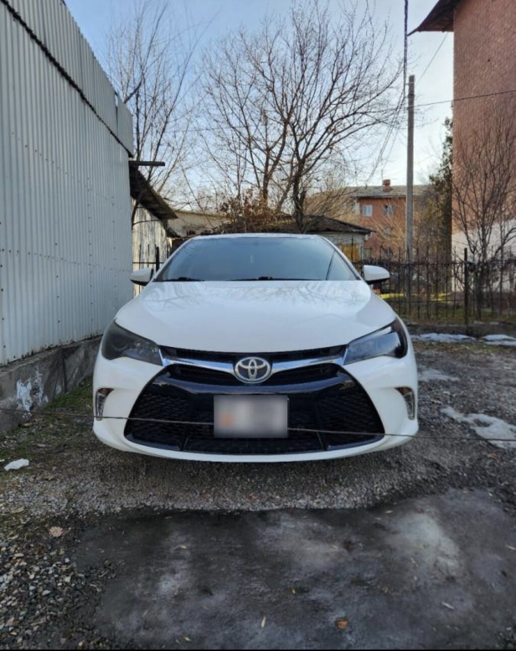Toyota Camry: 2017 г., 2 л, Автомат, Бензин, Седан: фото 2