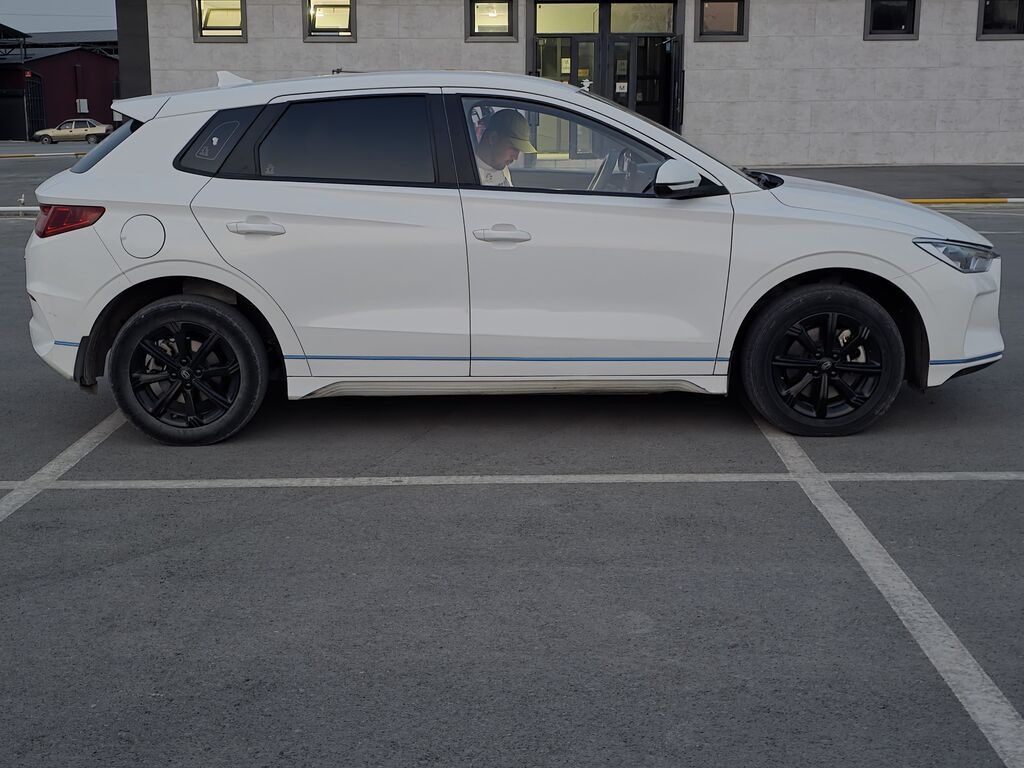 BYD E2: 2021 г., 1 л, Автомат, Электромобиль, Хэтчбэк: фото 8