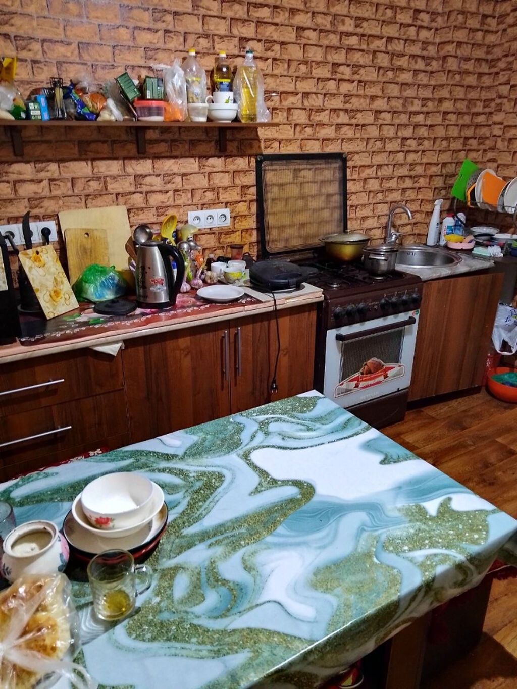 Сдается место: кровать для 1 девушки. В комнате есть шкаф, стенка с: фото 3