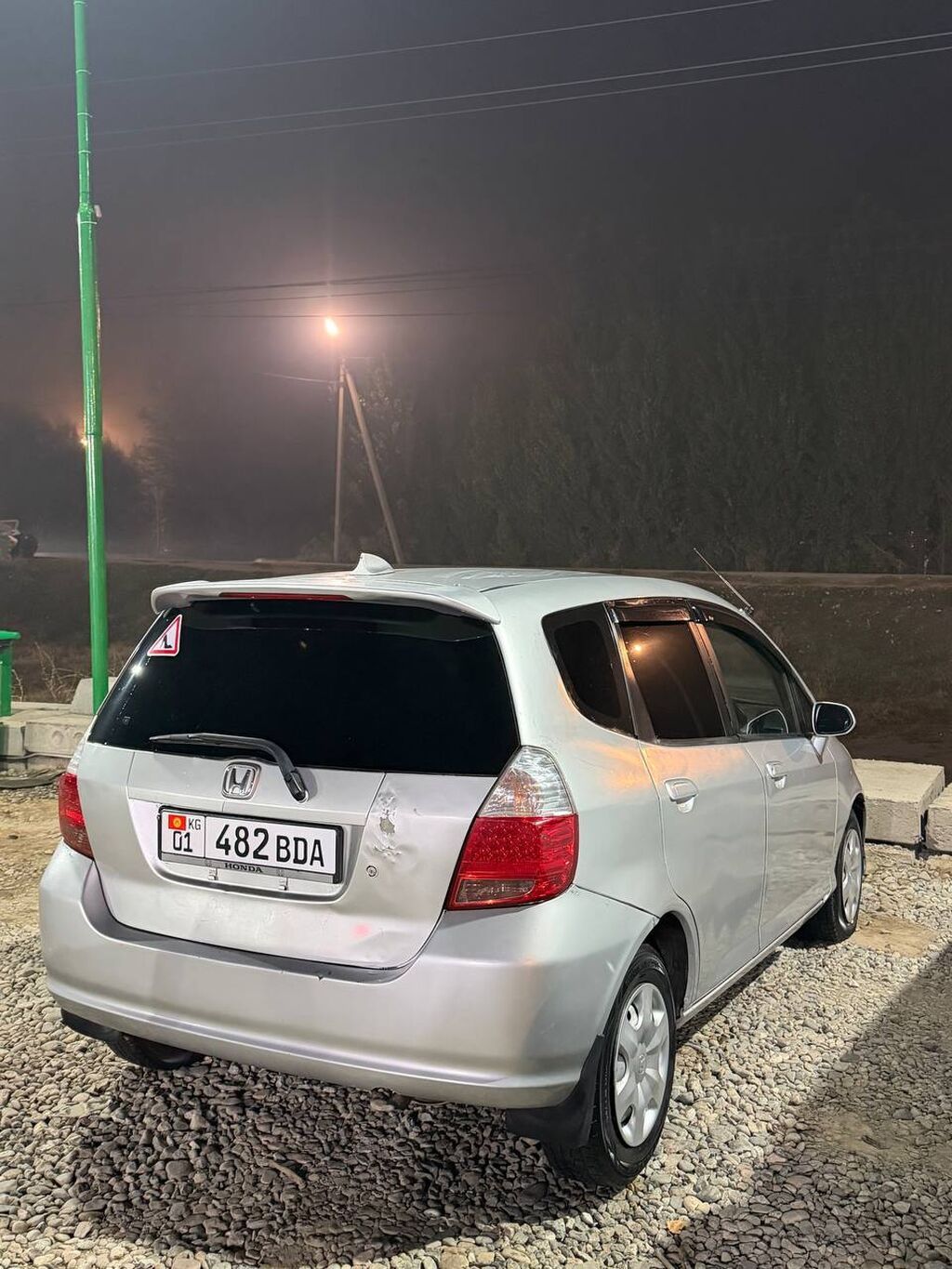 Honda Fit: 2003 г., 1.3 л, Автомат, Бензин, Хэтчбэк: фото 2