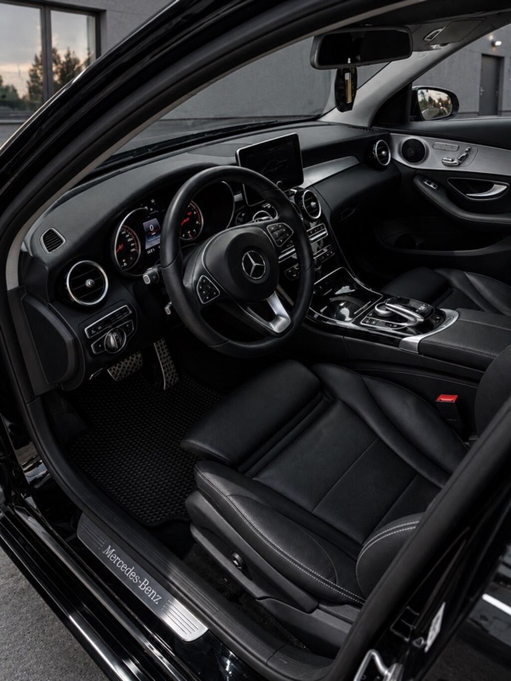 Mercedes-Benz C-Class: 2016 г., 2.2 л, Автомат, Дизель, Седан: фото 4