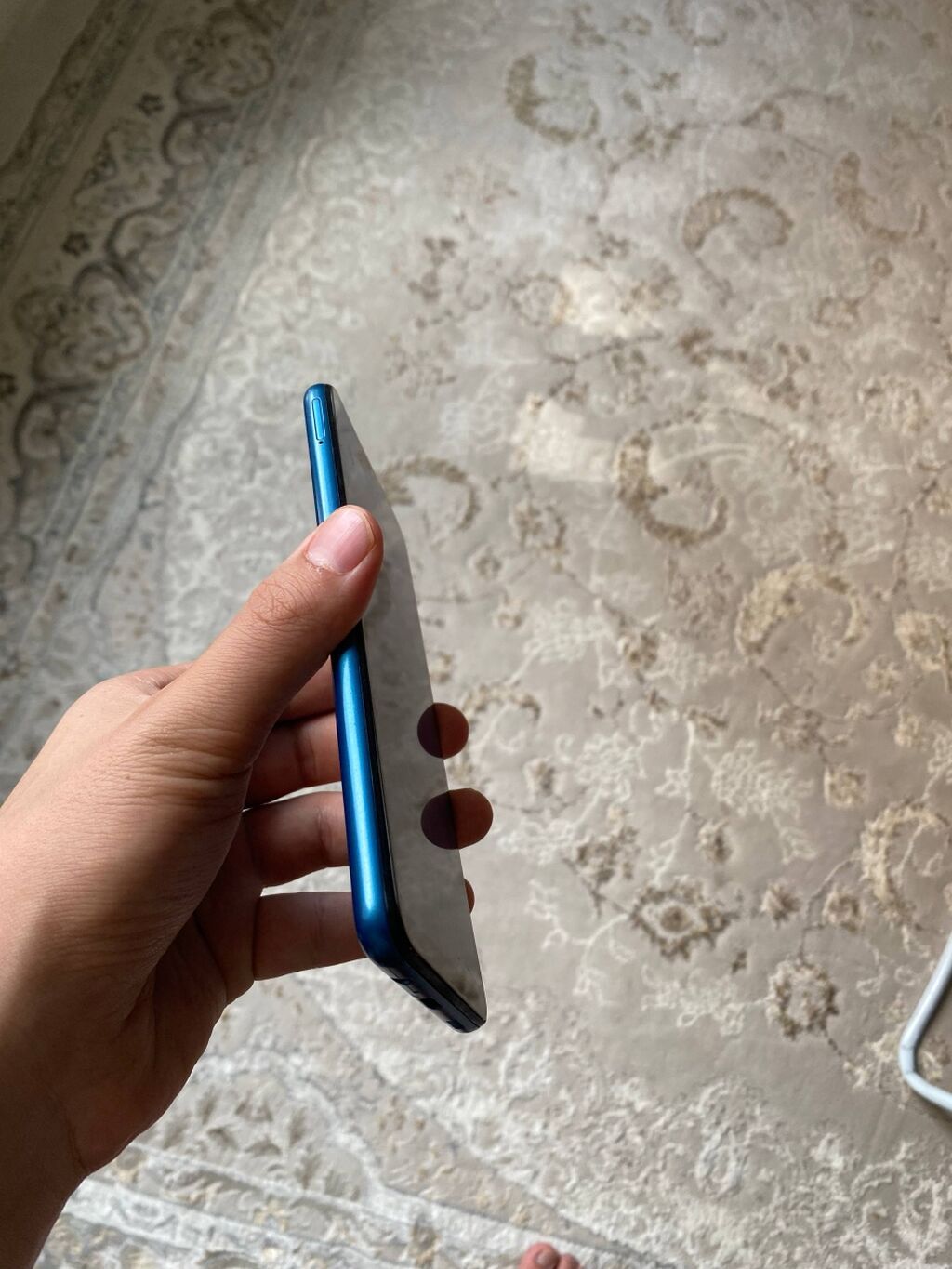 Samsung Galaxy A12, с коробкой. есть трещины, на работу не влияет: фото 4