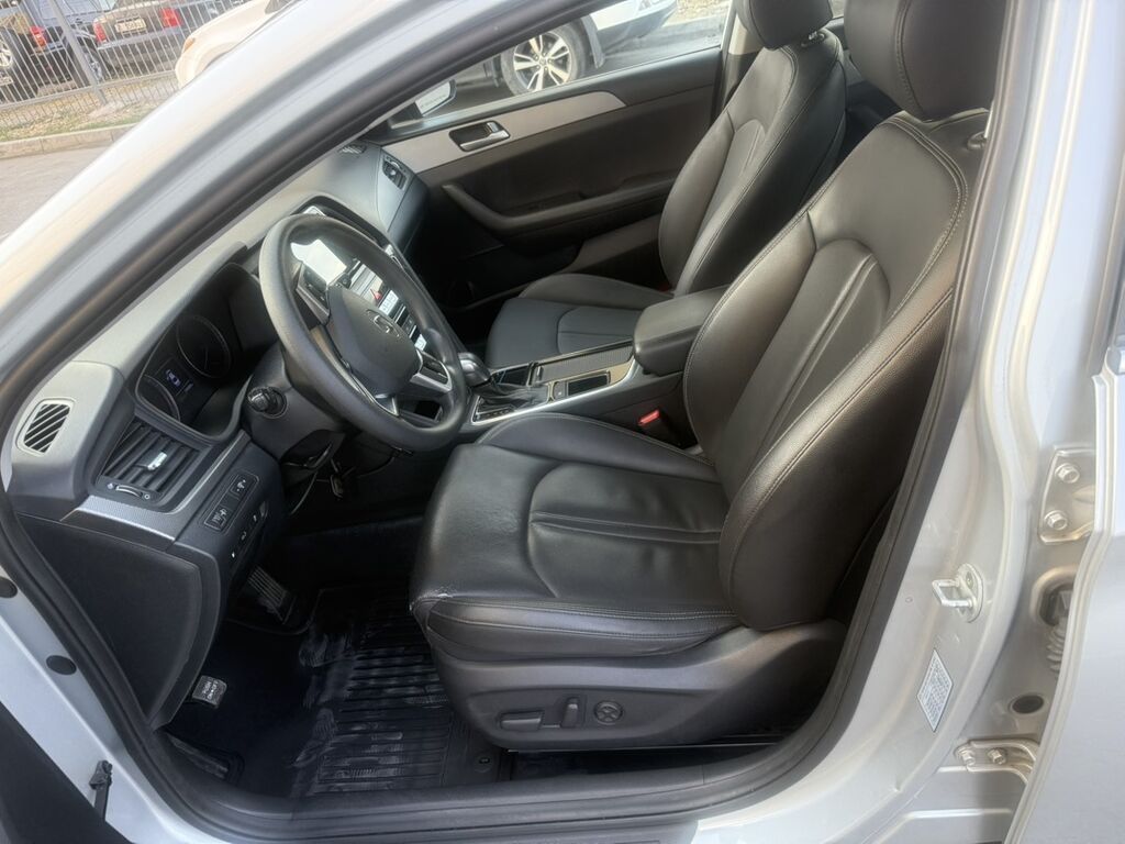 Hyundai Sonata: 2020 г., 2 л, Автомат, Газ, Седан: фото 8