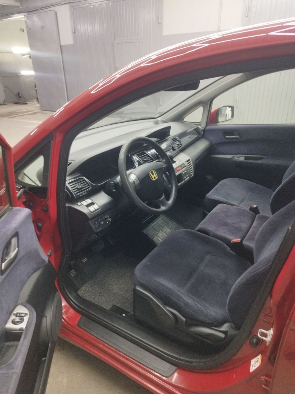 Honda Edix: 2007 г., 2 л, Автомат, Газ, Минивэн: фото 6