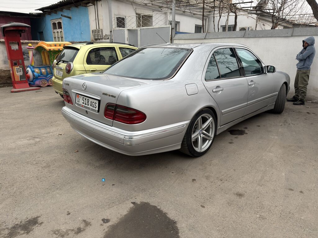 Mercedes-Benz E-Class: 1997 г., 3.2 л, Автомат, Бензин, Седан: фото 4