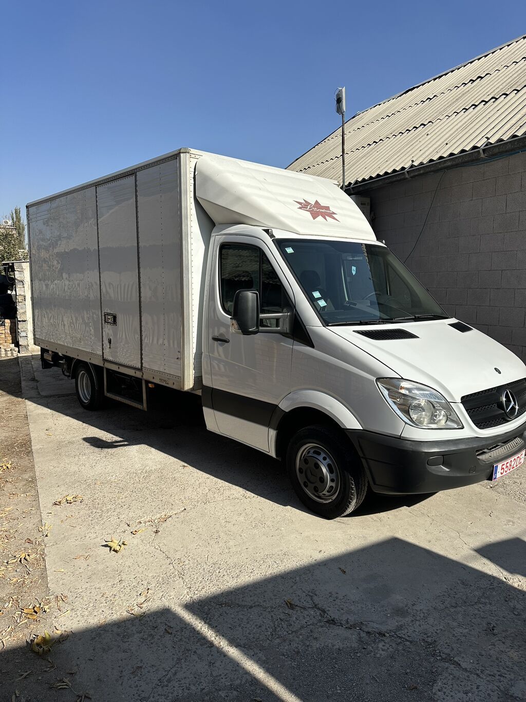 Mercedes-Benz Спринтер: 2010 г., 2.2 л, Механика, Дизель, Бус: фото 1