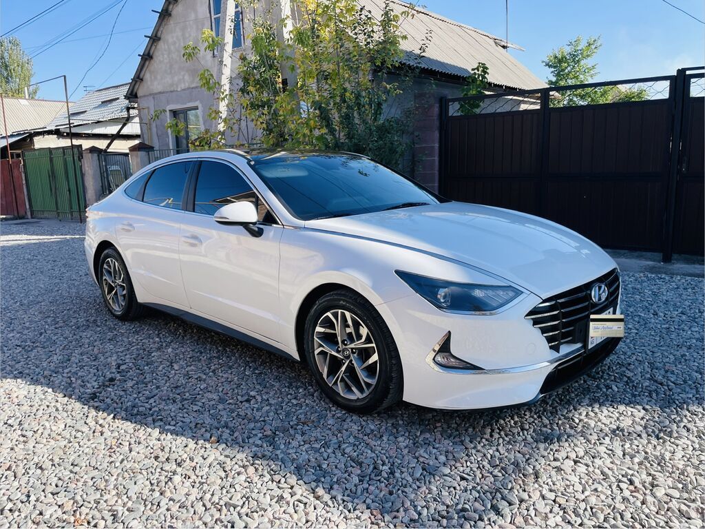 Hyundai Sonata: 2021 г., 2 л, Автомат, Бензин, Седан: фото 2