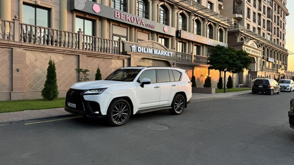 Lexus LX: 2023 г., 3.5 л, Автомат, Бензин, Внедорожник: фото 2