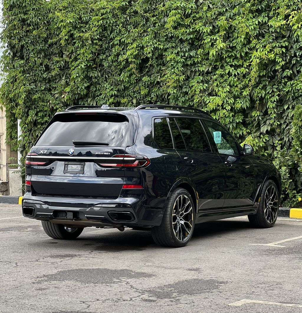 BMW X7: 2022 г., 3 л, Автомат, Бензин, Кроссовер: фото 4