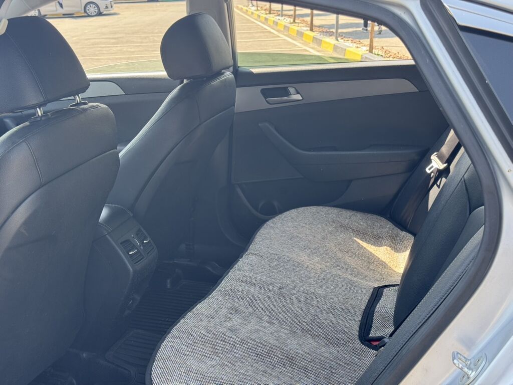 Hyundai Sonata: 2019 г., 2 л, Автомат, Газ, Седан: фото 8