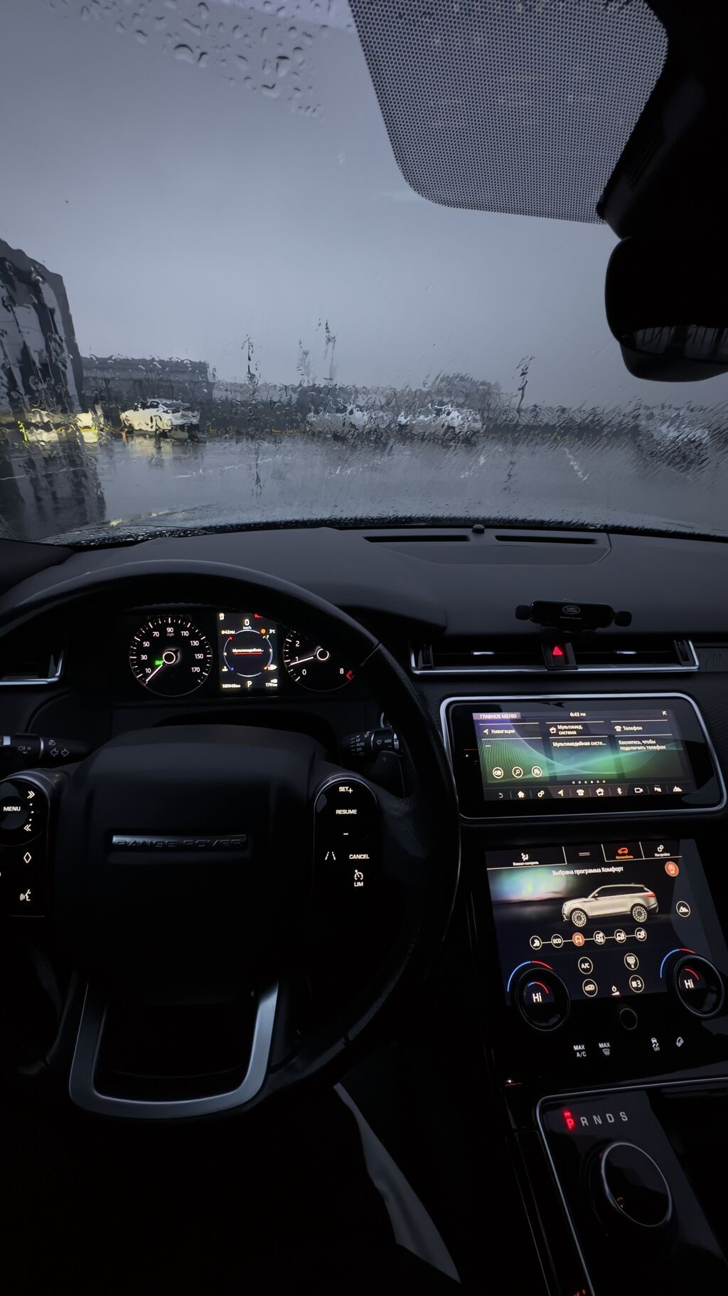 Land Rover Range Rover: 2018 г., 2 л, Автомат, Бензин, Кроссовер: фото 3