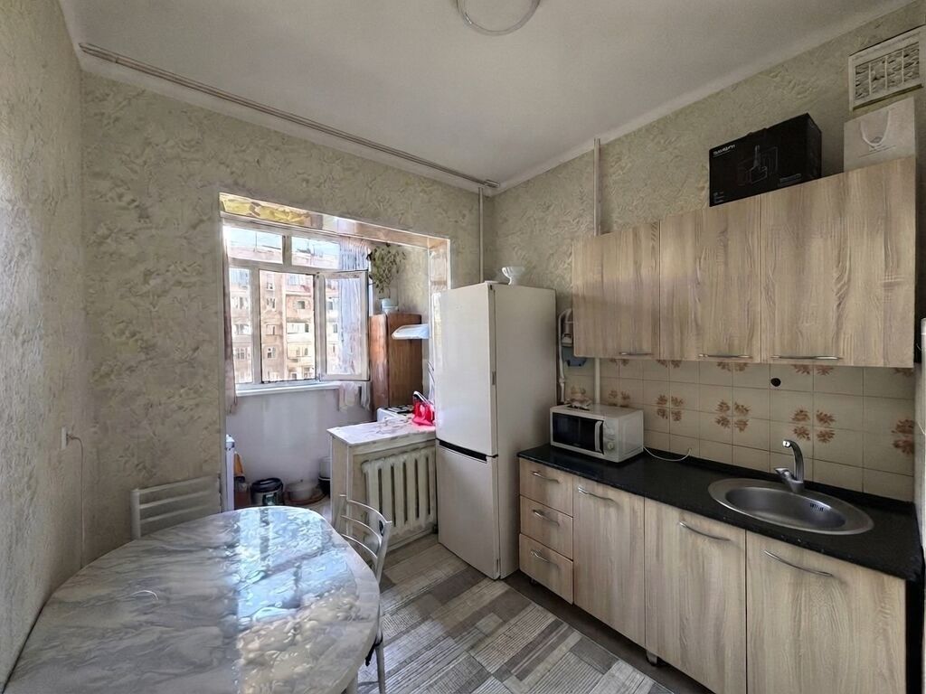 3 комнаты, 70 м², Восток-5 мкр 105 серия, 6 этаж, Косметический ремонт: фото 4