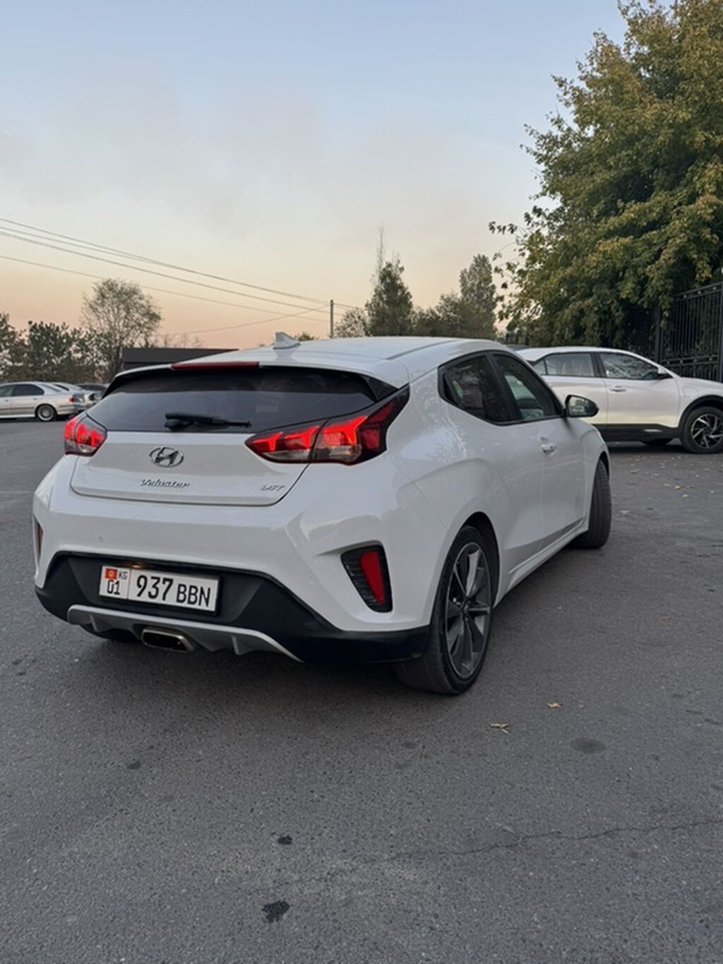 Hyundai Veloster: 2020 г., 1.4 л, Автомат, Бензин, Хэтчбэк: фото 3