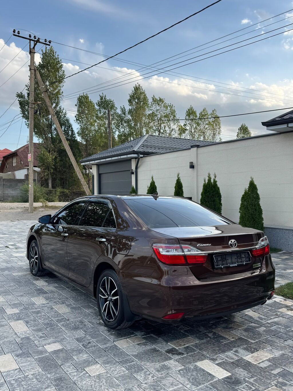 Toyota Camry: 2017 г., 2.4 л, Автомат, Бензин, Седан: фото 2